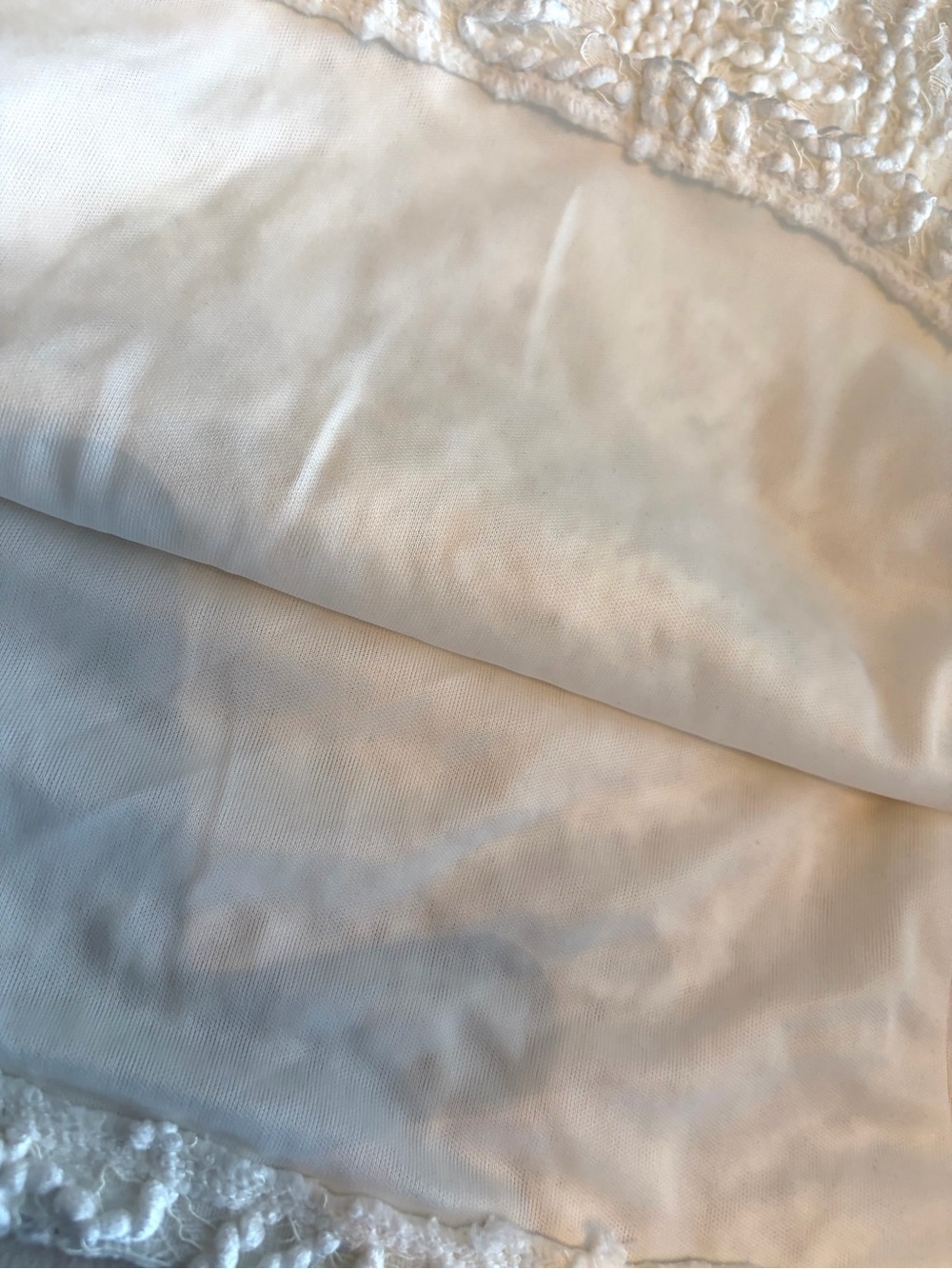 VENUS Cream Cap Sleeve Lace Top - Picture 7 of 9